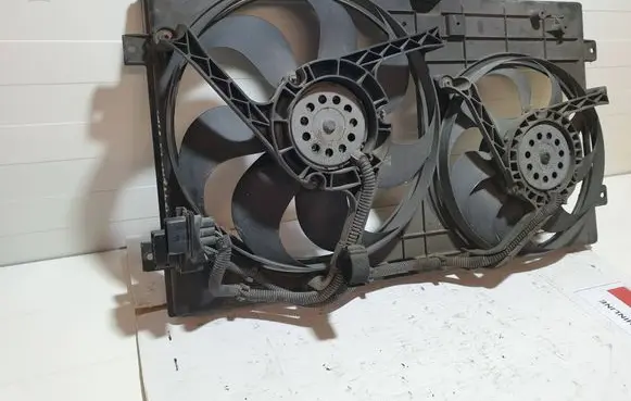 Volkswagen New Beetle Electric radiator cooling fan 1C0121207C