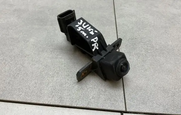 Nissan Juke I F15 Front bumper camera 284F1BV80B