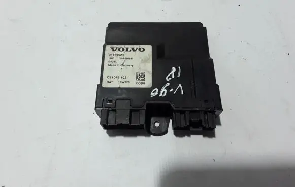 Volvo S90, V90 Tailgate/trunk control unit/module 31676024