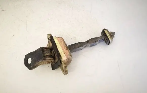 Skoda Fabia Mk1 (6Y) Rear door check strap stopper