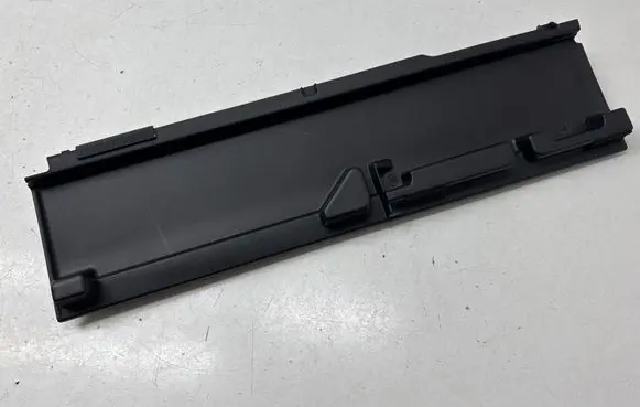 Renault Kadjar Trunk/boot lower side trim panel 767H24099R 634101221