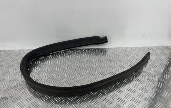 Mercedes-Benz B W246 W242 Engine compartment rubber