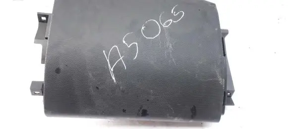 Nissan X-Trail T30 Glove box 68275EQ300