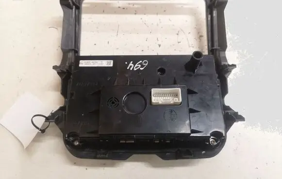 Toyota Avensis Verso Climate control unit 5590044260 1464309617