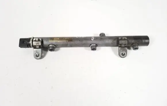 Mercedes-Benz E W211 Fuel main line pipe A6420702595