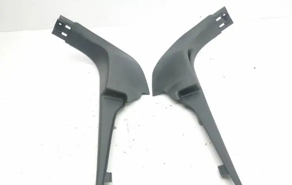 Peugeot 308 Foot area side trim 9677430977 9677430877