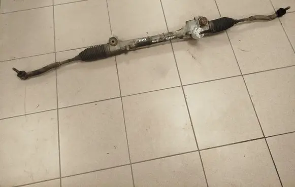 Toyota Yaris Steering rack F800000672