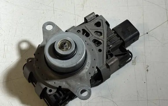 BMW 3 F30 F35 F31 Gearbox transfer box case 8747765