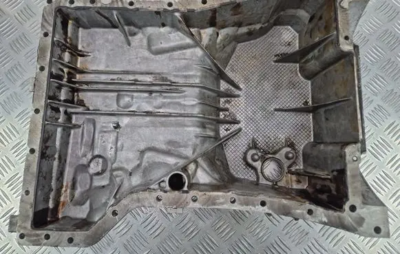 Mercedes-Benz E W212 Oil sump A2710141602
