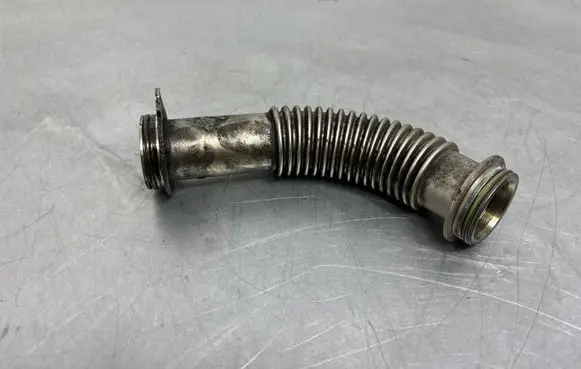 Audi Q5 SQ5 EGR valve line/pipe/hose 059145732A