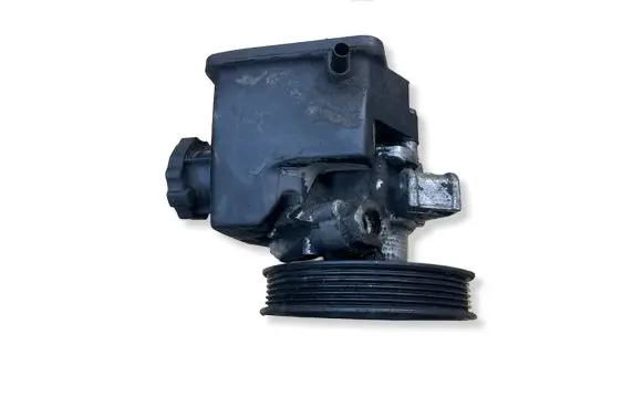 Mercedes-Benz C W204 Power steering pump A0044667001