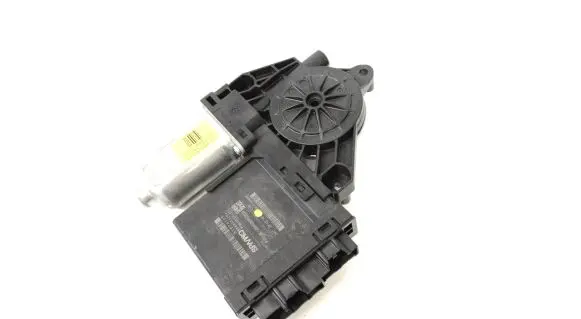 Volvo XC40 Front door window regulator motor 31674758