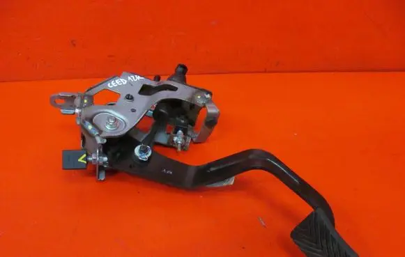 KIA Ceed Clutch pedal 32802A5300