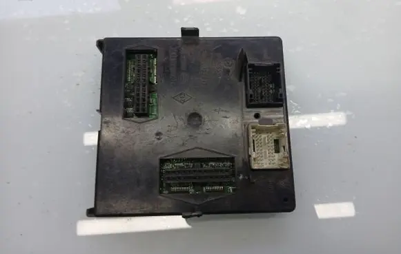 Renault Laguna II Comfort/convenience module 8200096831 30937450