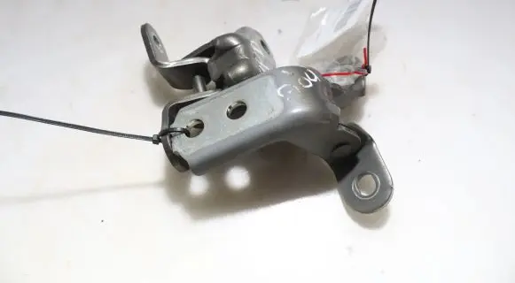 Toyota Yaris Cross Front door hinge set 
