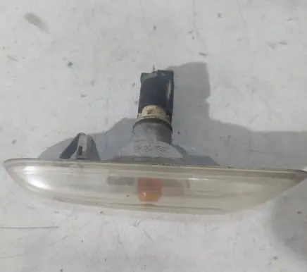 BMW 5 E60 E61 Front fender indicator light 71657413