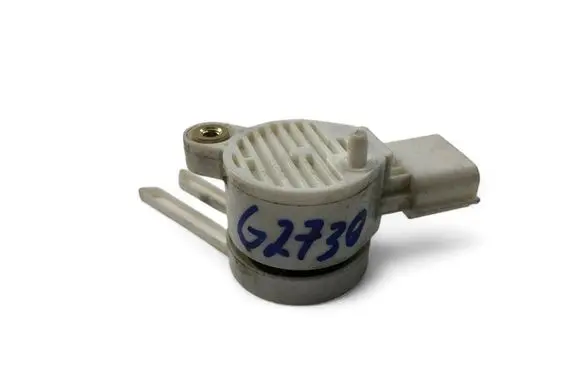 Chevrolet Volt II Brake pedal sensor switch 13597423