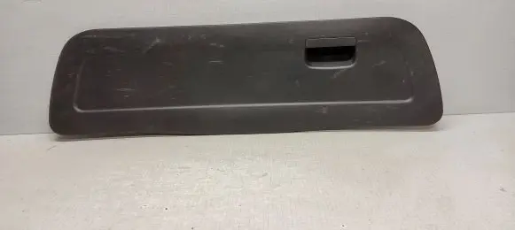 Volkswagen Golf III Trunk/boot lower side trim panel 1H6867605A