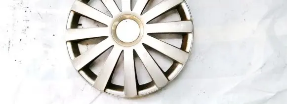 Honda Stream R15 wheel hub/cap/trim 