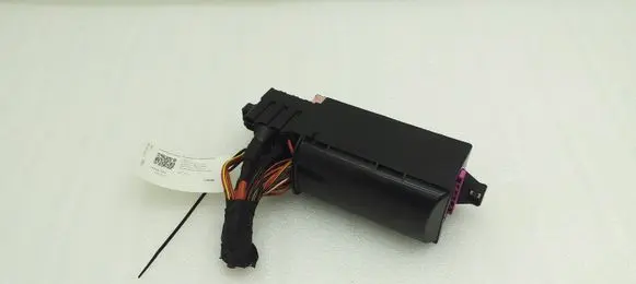 Skoda Fabia Mk3 (NJ) Fuse module 6C0937615A