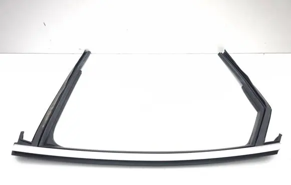 Audi A5 Rubber seal rear door window/glass 8B5839432B