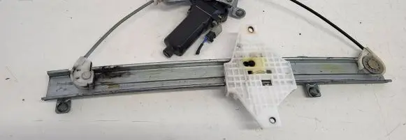 Hyundai Terracan Rear door window regulator with motor