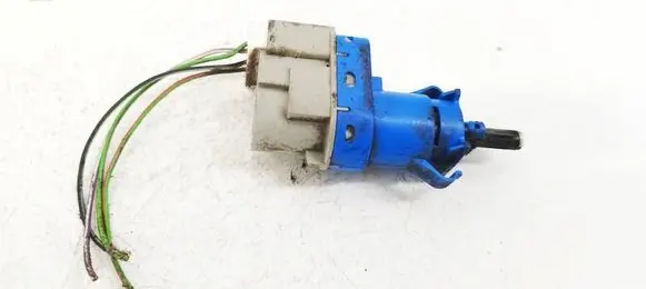 Ford Focus Brake pedal sensor switch 8T4T9G854AA 8T4T-9G854-AA