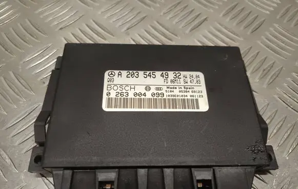 Mercedes-Benz CLK A209 C209 Parking PDC control unit/module A2035454932 1039E01034 0263004099