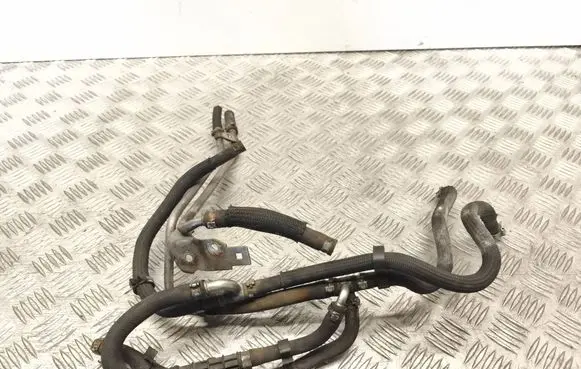 Mercedes-Benz E W211 Fuel line pipe A6460700632