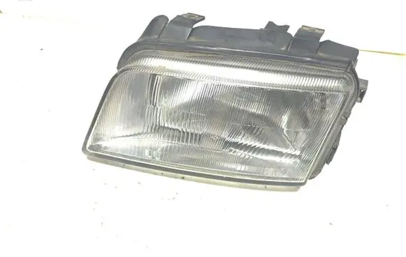 Audi A4 S4 B5 8D Headlight/headlamp 8D0941003A 060397M 67723131