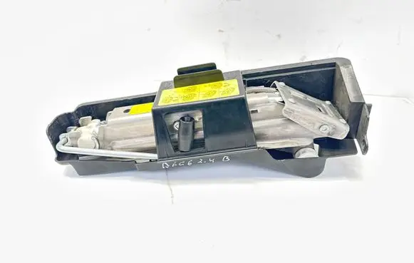 Audi A6 S6 C6 4F Lift Jack 4F0011215B