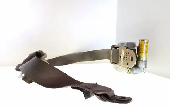 Lexus GS 300 400 430 Front seatbelt E070701