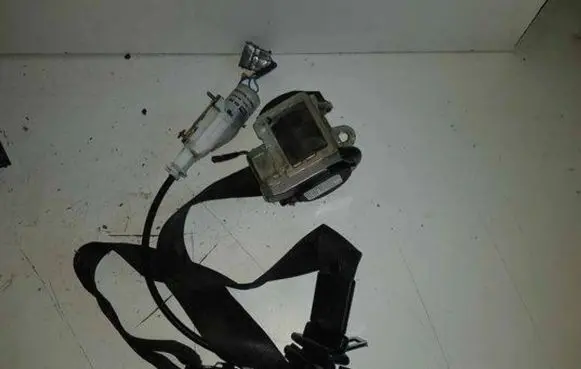 Audi A8 S8 D3 4E Front seatbelt 601782700