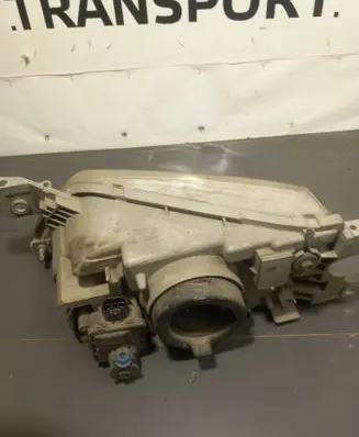 Scheinwerfer