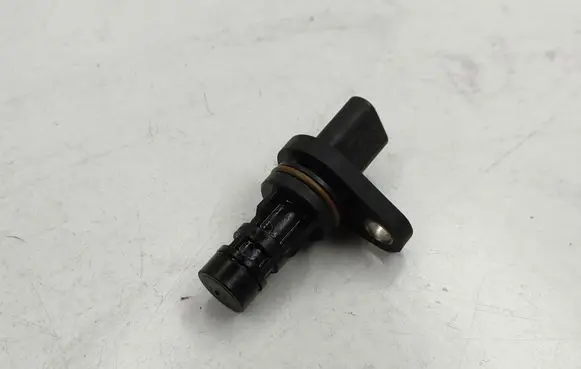 Opel Insignia A Crankshaft position sensor 0281006100 55571978