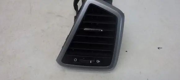 Hyundai Tucson TL Dashboard side air vent grill/cover trim 97490-D7000