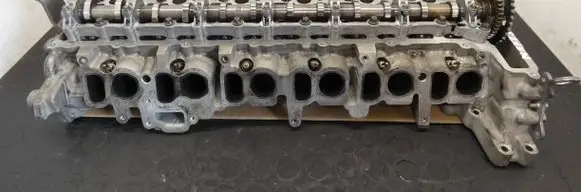 BMW 3 F30 F35 F31 Engine head 7812929 8575440 8575439