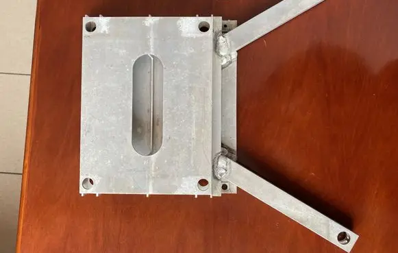 Porsche 911 Bracket in trunk/boot 99150433300