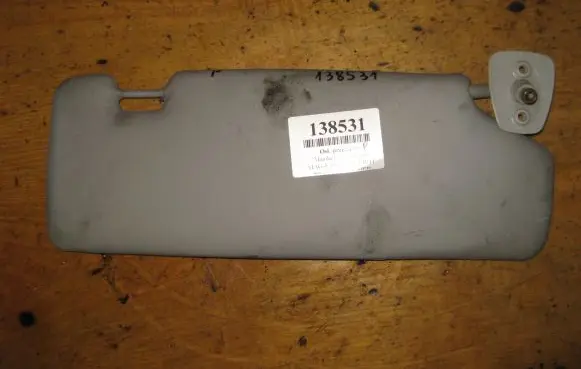 Mazda 121 SM Sun visor