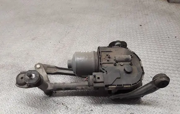 Seat Leon (1P) Front wiper linkage and motor 3397020918 1P0955024B