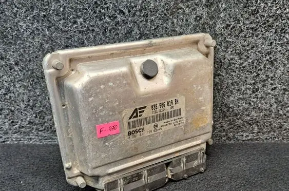 Volkswagen Sharan Engine control unit/module 038906019BH