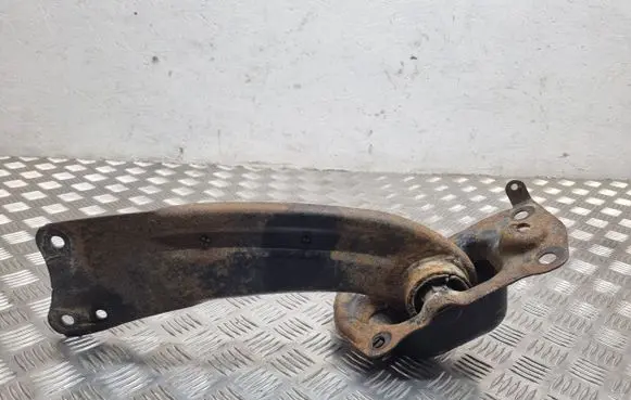 Volkswagen PASSAT B6 Rear upper control arm/wishbone 3C0501475A 3C0505225A