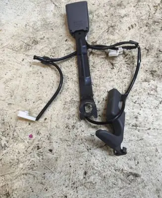Toyota Prius (XW20) Front seatbelt buckle E034501 B480