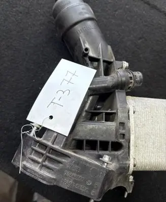BMW 4 F32 F33 Oil filter mounting bracket 70568660