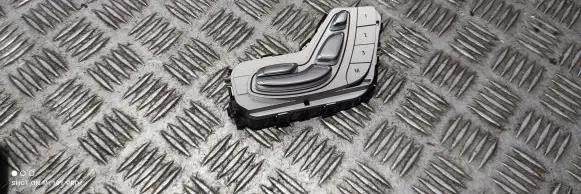 Mercedes-Benz C W205 Seat control switch A2059057851