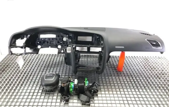 Audi A5 8T 8F Dashboard 8E0880201DH