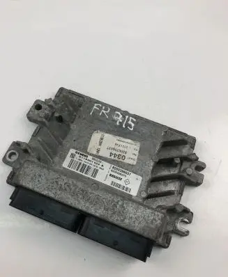 Renault Kangoo I Engine control unit/module 8200396037