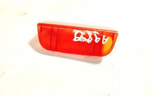 Volkswagen Golf V Front reflector 