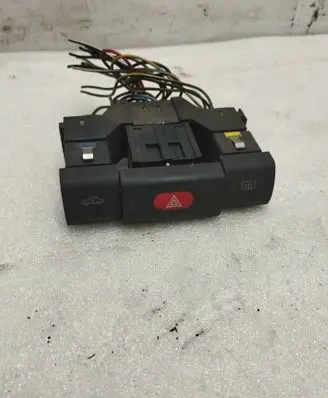 Opel Vectra B Hazard light switch 90457316
