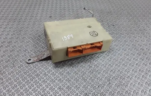 Toyota Hilux (N80, N90, N100, N110) Other control units/modules 8865035070
